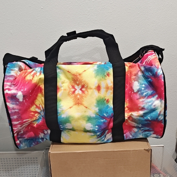 FILA ASIA SPORT DUFFEL BAG GYM BAG TIE DYE WEEKENDER Small - Picture 9 of 10